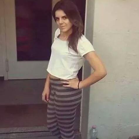 Directioner.
#Divertida #Maluca# pronta para ajudar qualquer um :)