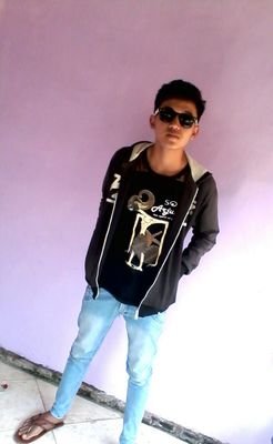 FangkiMusisi's profile picture. # musisi 7DE97CB6 .. blajar lah menghargai karya orang lain krna blum tntu kita bisa