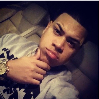 VersaceSmoov's profile picture. 