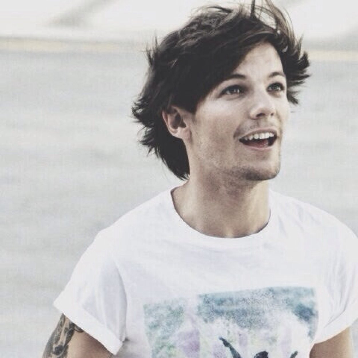 AccCarli4's profile picture. UR SUNSHINE IS GOING TO FOLLOW YOU ONE DAY ( follow @carliallower ask for a fb )