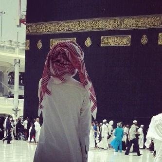 : مآتعودت اهمَلكك لكن مرآت أحس إني اضايقكك بَ آهتمآمي ..