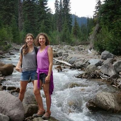 pdxskimom's profile picture. 