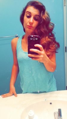 bdaayy: 07-23 IG: ainsleynicole12