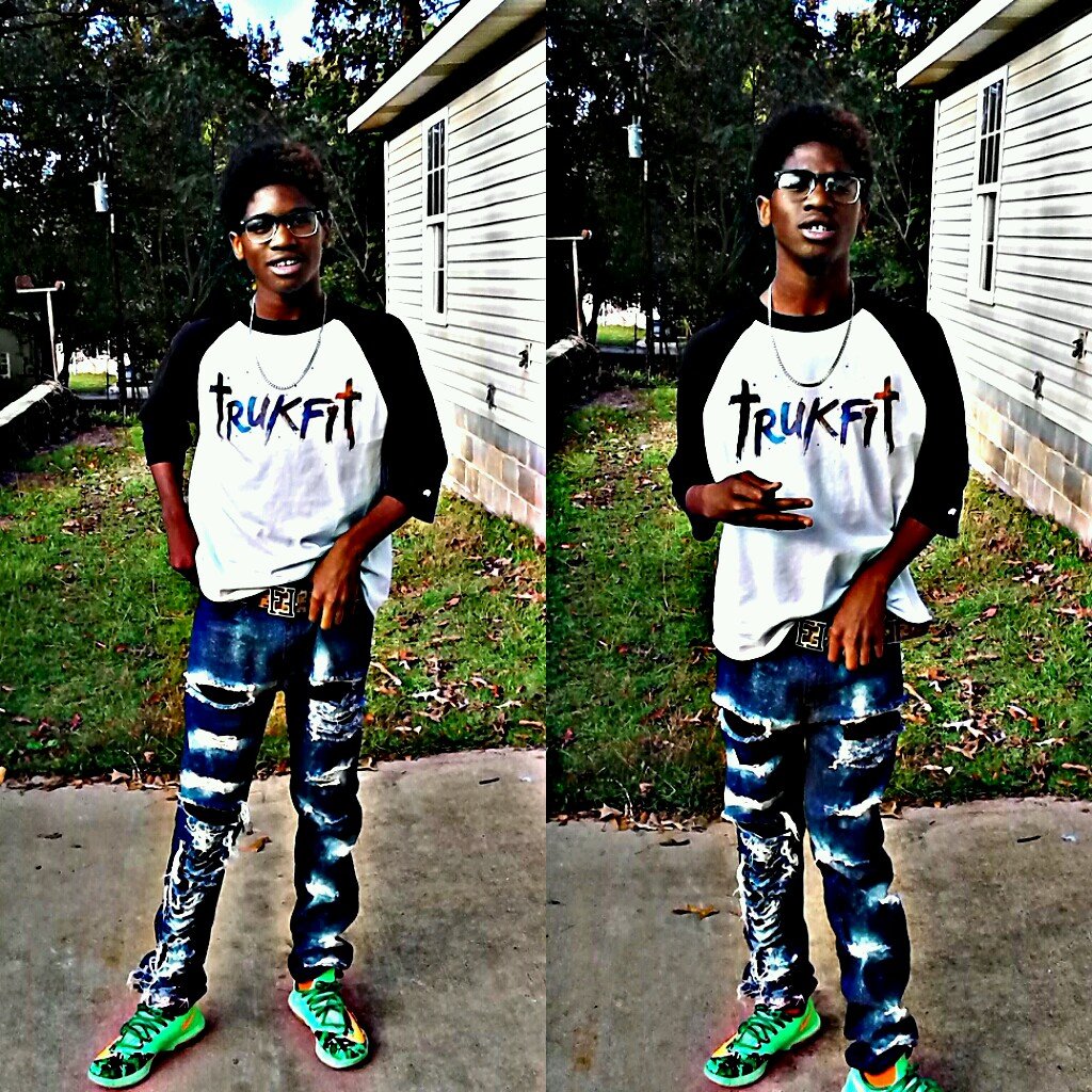 8.10.14 Forever , Why Yhu Lurking Follow Baee @Baby__Bos
