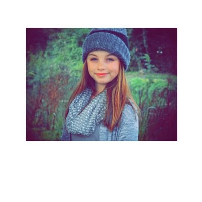 claireszym2004's profile picture. 