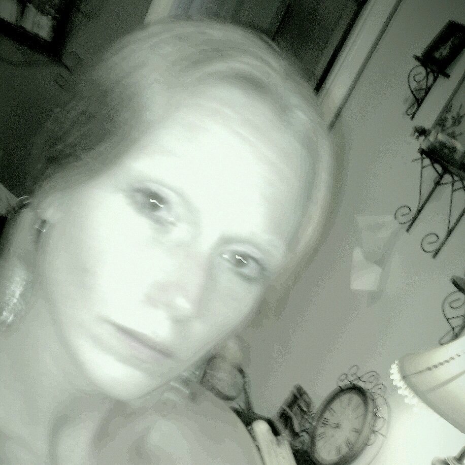 gingerslinger's profile picture. Living life, loving my family, laughing at the haters...