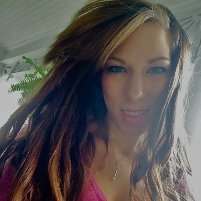 LizzieXOXOEvans's profile picture. Keep looking up...That's the secret of life...-Snoopy