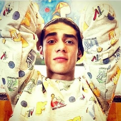 Esta es una cuenta, Totalmente dedicada a @soyalannavarro así que danos follow y entérate de todo sobre el 3
