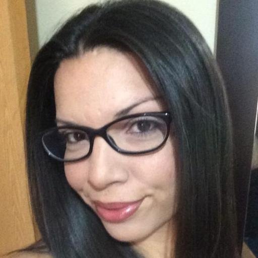 elideehdz's profile picture. Amante del #MarketingDigital, de la música, de la vida y de la locutora por pasión... #Miber