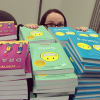 Raina Telgemeier(@goraina) 's Twitter Profileg