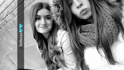 14. Reir para no llorar; dormir para no pensar- @CandelaEnguita 16♥ 23♥
Ellas un todo^^