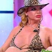Actriz, modelo y cantante. Soy un belleson y el maricon que me diga argo se come una mierda. Conosida mundialmente como La Veneno.