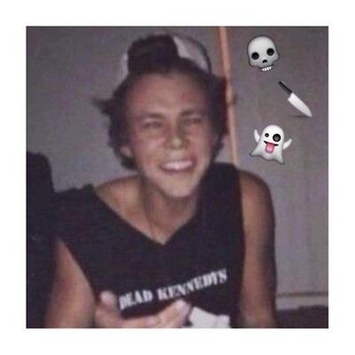 ✨stars can't shine withour darkness ✨