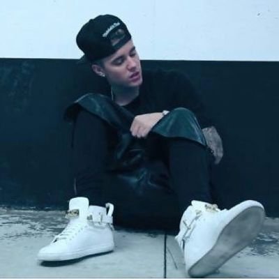 Follow me i follow back just ask. Justin Bieber is life // Instagram: Jasdac.bae