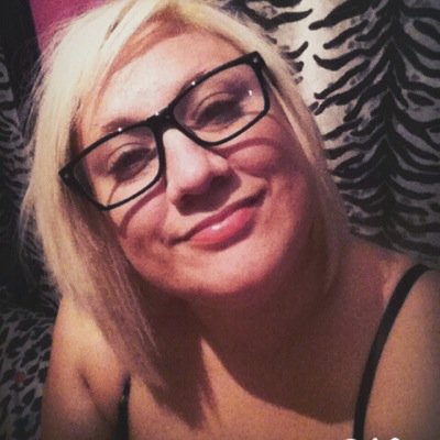 fun loving, genuine, happy. Im a mommy of two teenage girls. I am 37 work in security, retail/door supervisor/festivals. follow me :)