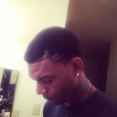WestSide C.E.O
                  C.O  vergo baby/90$ baby.Raised arcadica LA born: ruston.Status:bastketball,football,baseball,track.