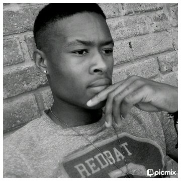 SekwanenoAlex's profile picture. Just an ordinary guy who likes listenin to muziq ☺ • Kind • Caring • Loving ♦ I wana make succes my only option. #TOT