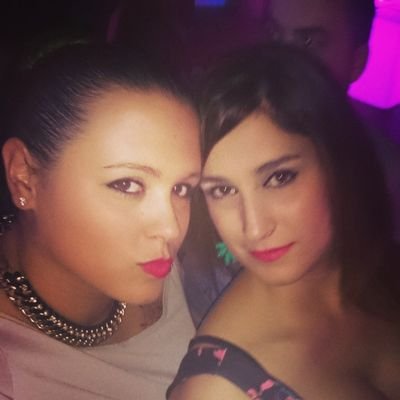 Española nacida en la mejor ciudad de todas Ferrol, estilista profesional y separada