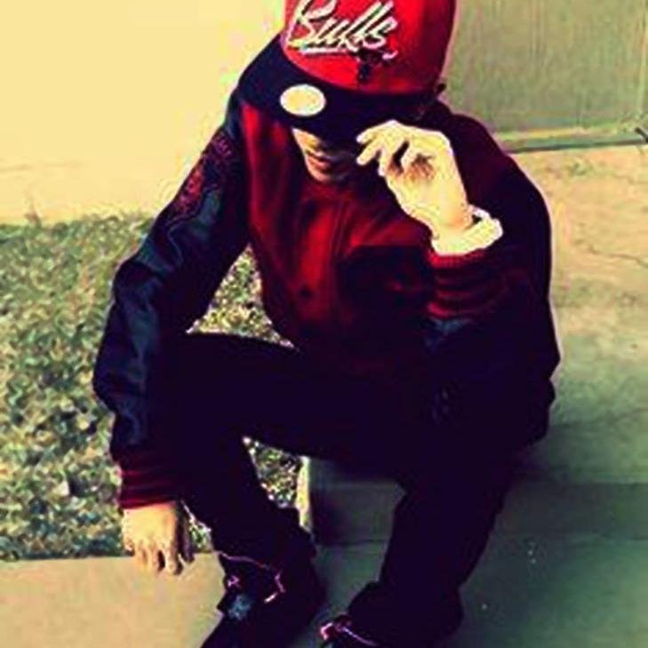 When it HURTS to look back, and you're SCARED to look ahead,you can look beside you and your BEST FRIEND will be there