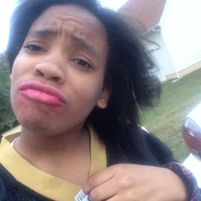 Im Hannah . Im 14 years young . SCHS Freshiee . Glo day 3/28 .