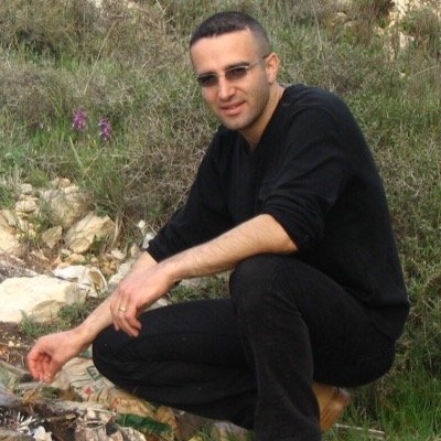 نموت واقفين ، و لن نركع ... لأن الحياة انتصار للأقوياء في نفوسهم لا للضعفاء.