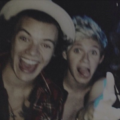 hi everyone, i'm @niallscoki i really want to follow all of u guys back, but i cabt bc if follow limits. that's pretty much the reason why i've followed u