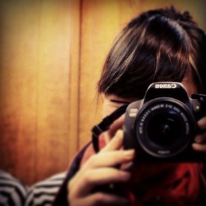 Saltwater lover | Videographer | Designer | Food + Flower enthusiast | Instagram @colourmehattie
