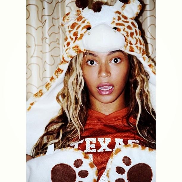 Follow me @Beyonce