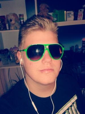 kevUSA's profile picture. ▼▼▼live your life ▲ you only live once▲▲▲ #navyordie♥▼