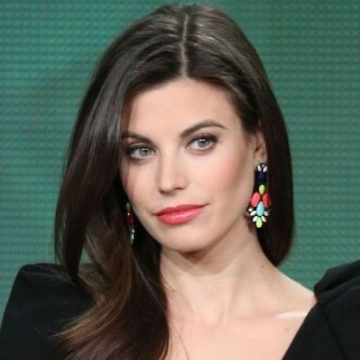 This account has nothing to go with Meghan Ory. This is simply just a parody account.