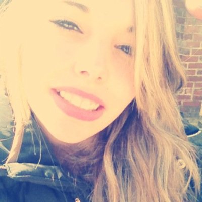 FOLLOW BACK! , violoniste et guitariste , chanteuse et sportive en natation synchronisée #enjoyphoenix #teamniiahall