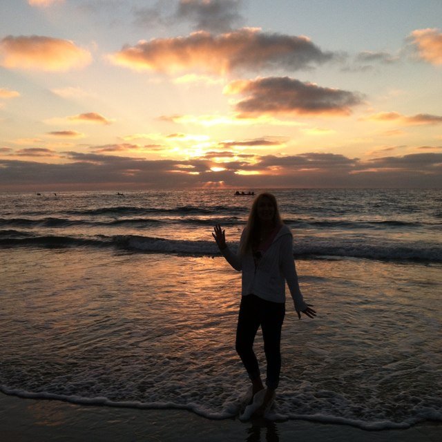 surfsup87's profile picture. 