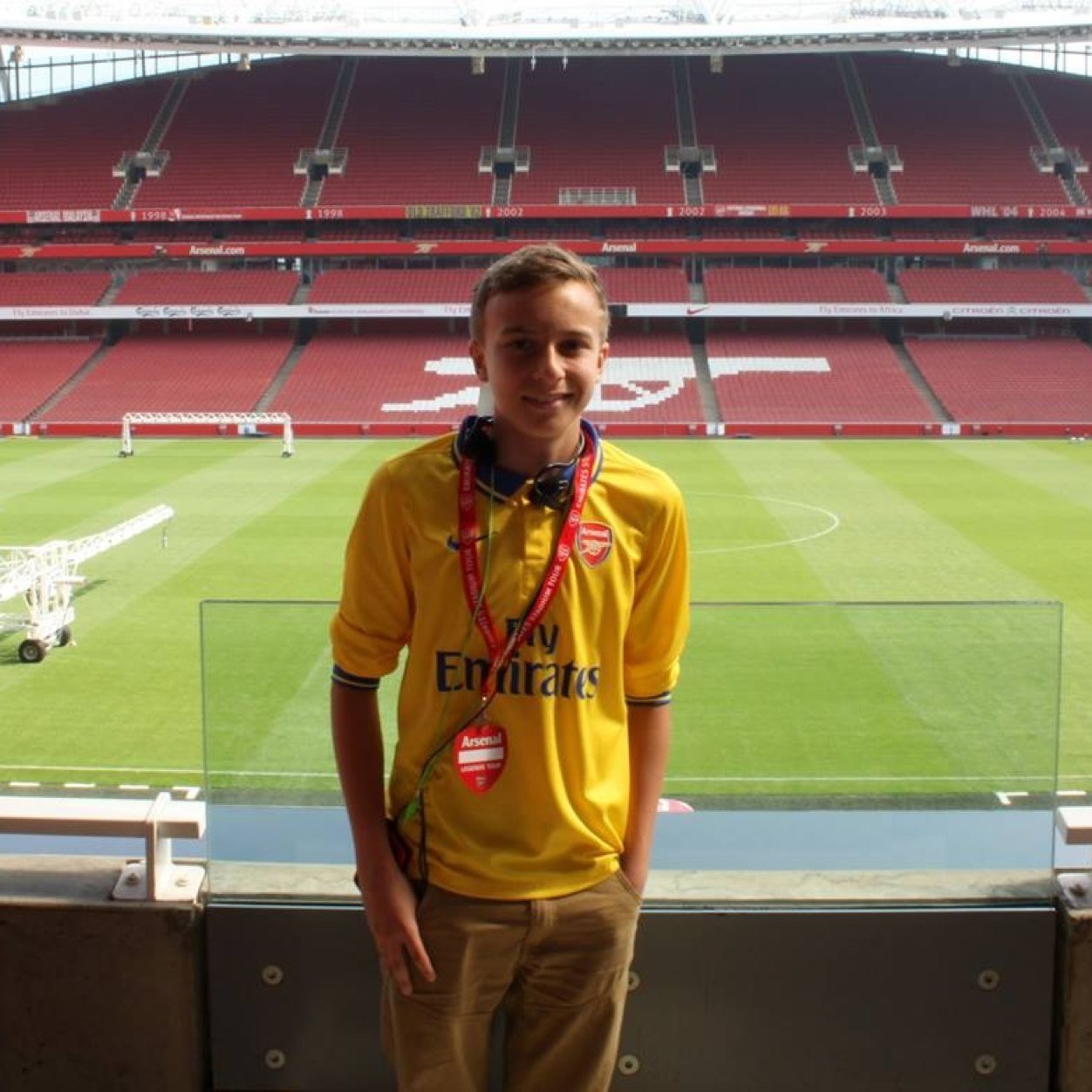 DavisonBear803's profile picture. 15, typical teenager and no.1 Arsenal fan! Usually follow back. Matt Lucas follows me.