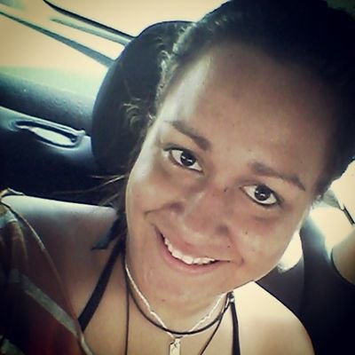 Estudiante, loca, tranquila!
Pero mas que nada sincera! Soy lo que nadie busca!