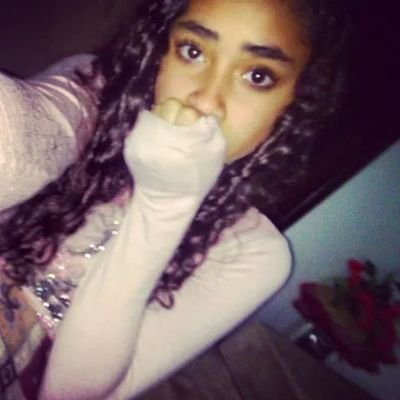 12 anos.
Face: Giovanna Winchester
Demi Lovato, One Direction, Selena Gomes,
Kefera, Vines, Miley Cyrus... S2