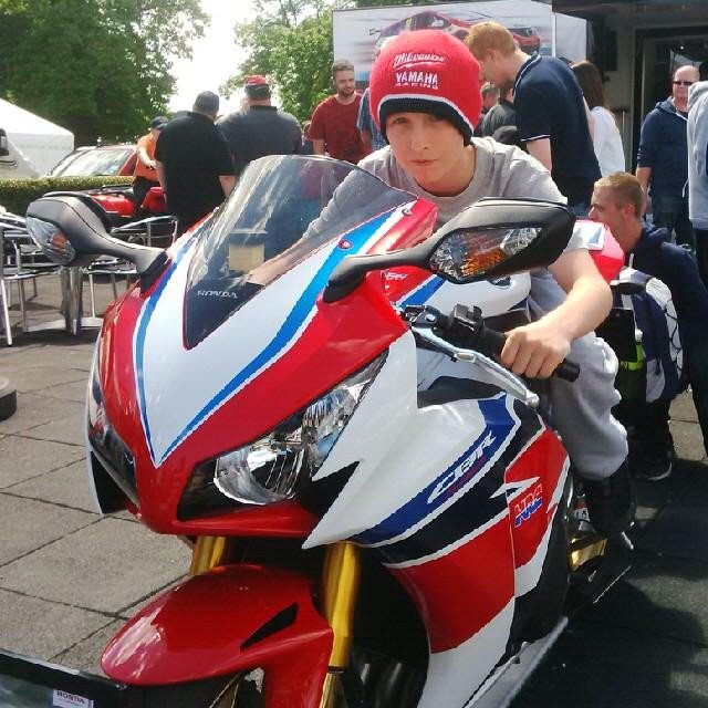 matty_potts's profile picture. Liverpool crossers