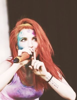 WE ARE PARAMORE !