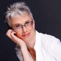 Roz Wollmering (@rozartgal) Twitter profile photo