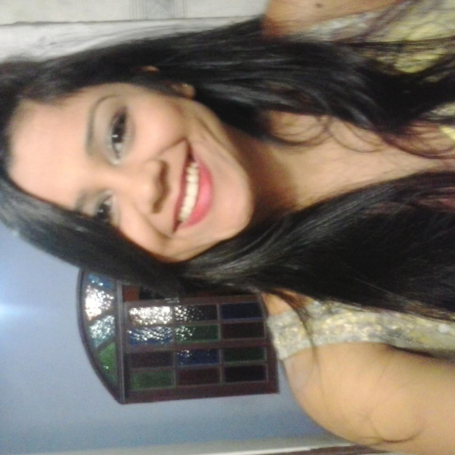 Capixaba, ariana e botafoguense