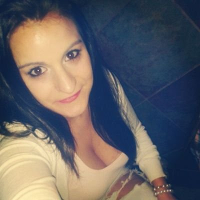 Guerrillera del 93//Loca por los rallys//Deja que tu sonrisa cambie el mundo pero no dejes que el mundo cambie tu sonrisa...