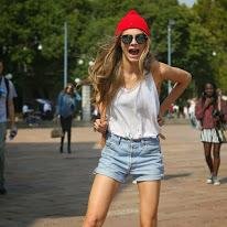 Travel18minRoos's profile picture. traveling around the world as a proud woman goals:by open mind and heart learning,exploring,sharing.From traveling 2 politics. LOVE to share with YOU!