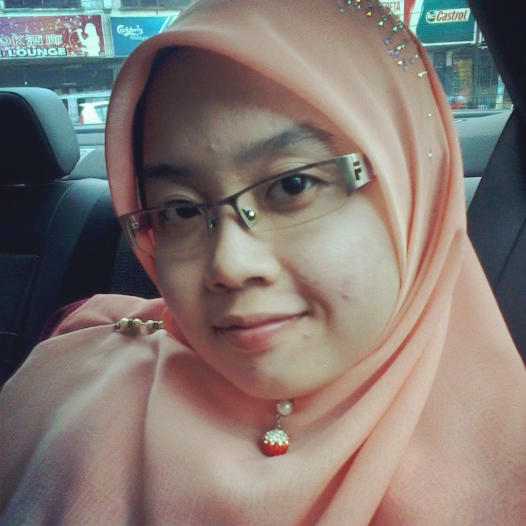 I'm a GIRL,WOMEN,LADY,DAUGHTER,HUMAN,WIFE-to-be and MOTHER-to-be.I will try my BEST for my GREAT FUTURE and for MY GENERATION.That is ALL :)) ®
