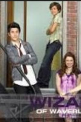 I know you haven't see me on for four years but I'm here now...... I'm looking for my family@_AlexRussoRp and @TheMagicalRoxie is my sister's