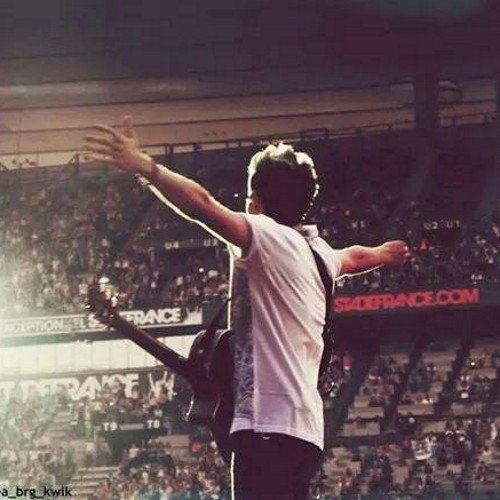 Free follow ☀ Go follow @UnxverseOfLouis ☀ Ask for a follow back ☀