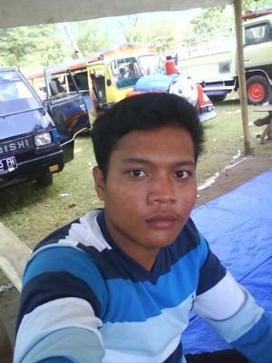 ganteng ganteng srigala