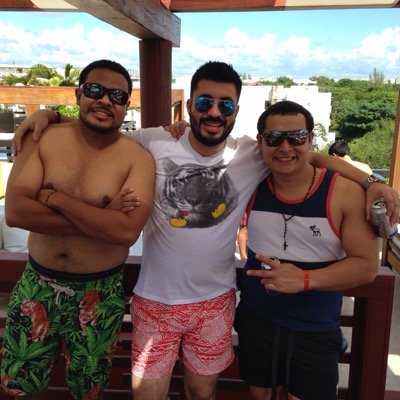 Mercadologo, intenso, intrepido, rockero , extrovertido, divertido, gamer, viajero, amante de los deportes, aguila por conviccion y merengue de nacimiento