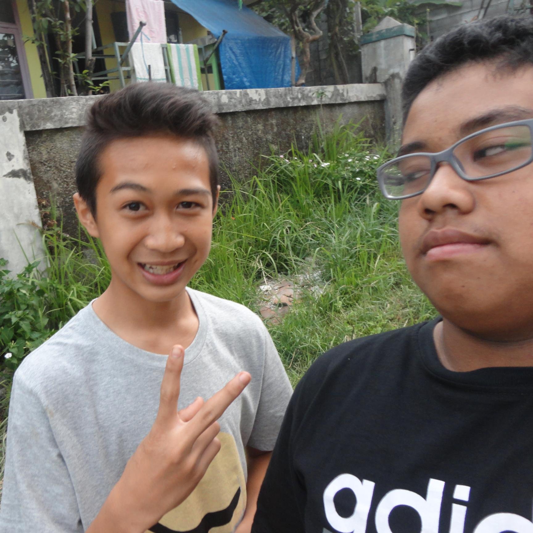 akbarlove8's profile picture. 