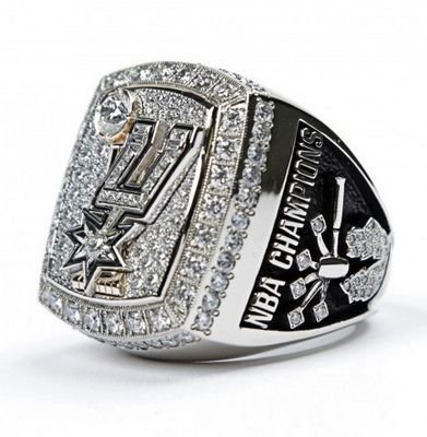 Fan of the San Antonio Spurs (NBA), Leones de Ponce (BSN) and the WWE

Spursfan87 at https://t.co/Ti8rOckVHH