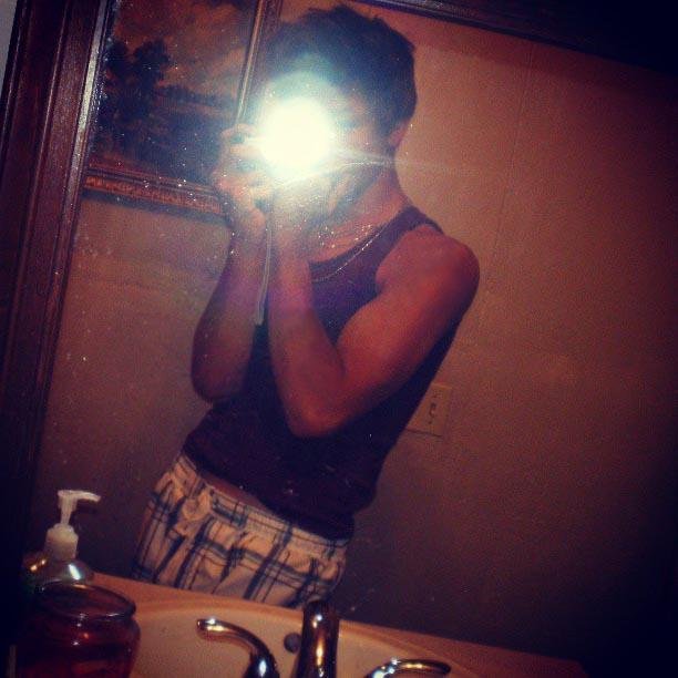 19. I like to know people. I like sports. and of course i love my bed. yeah... basically trying to say im just a ordinary boy on twitter :) - kik: samblad12
