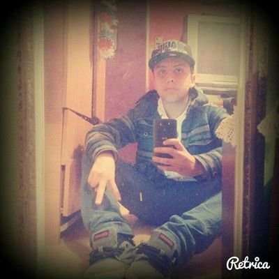 a veces la vida esta llena de cosas buenas y de cosas malas pero son mas las cosas buenas asique aprende abrir tus alas y volar. . .:33